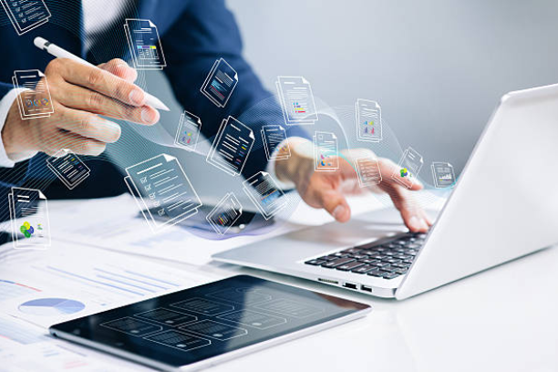 الدكتور أسامة حسين: أهمية التخطيط قبل إطلاق الحملات الرقمية